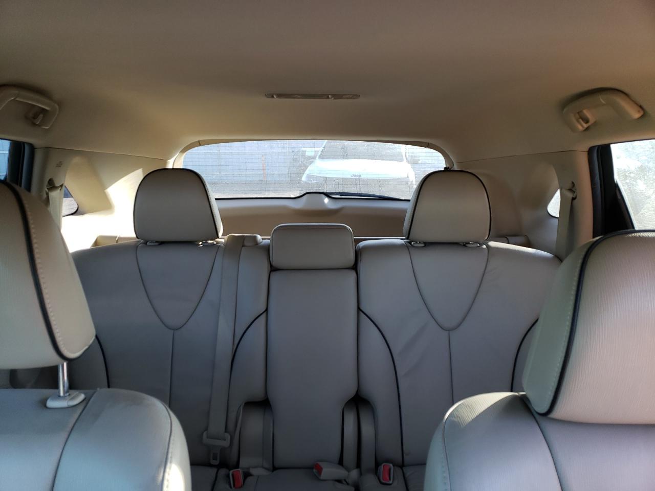 2013 Toyota Venza - Image 10