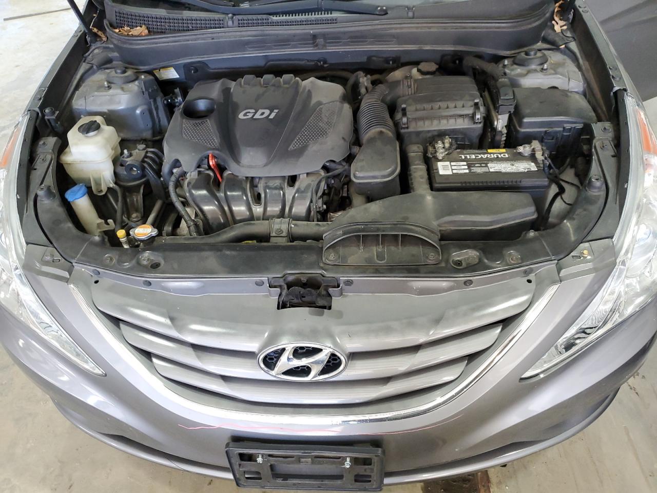 2011 Hyundai Sonata - Image 11