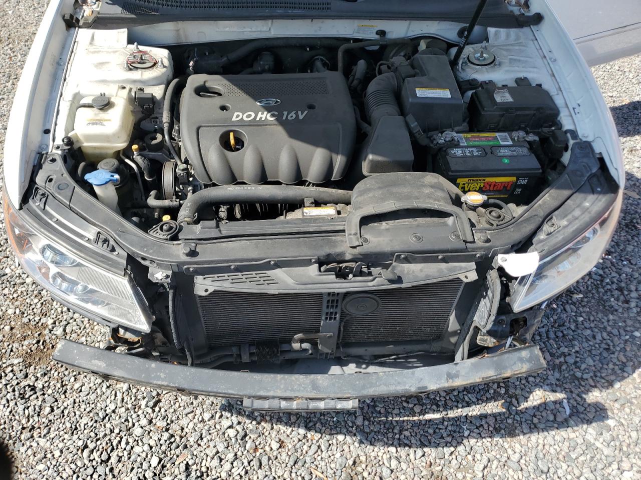 2008 Hyundai Sonata - Image 11