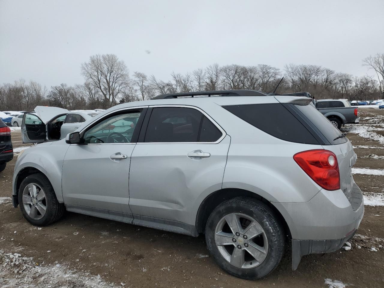 2013 Chevrolet Equinox - Image 2