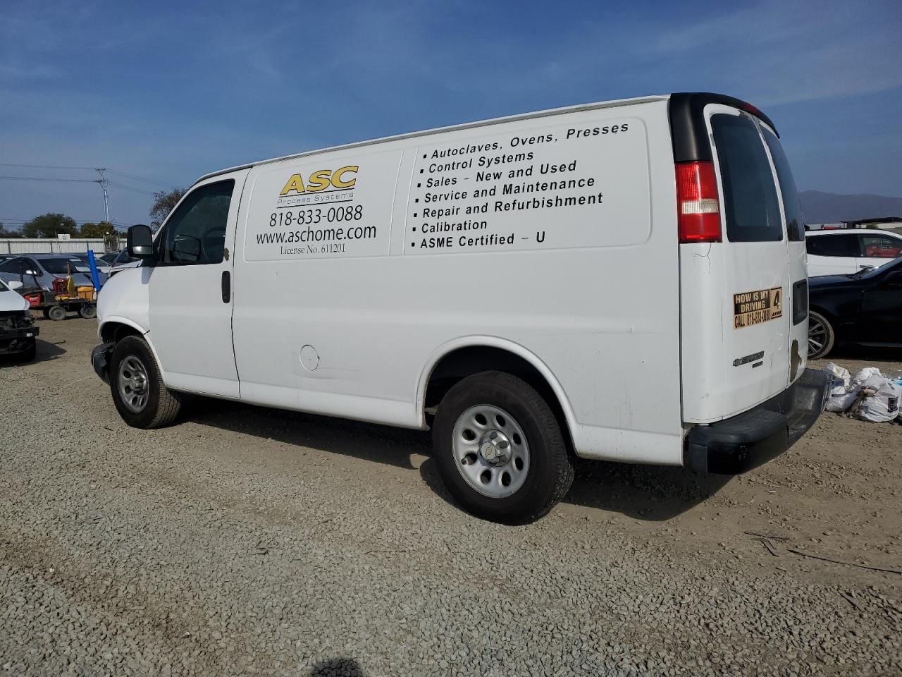2011 Chevrolet Express - Image 2