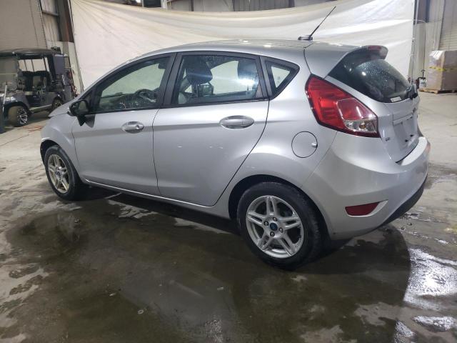  FORD FIESTA 2019 Srebrny