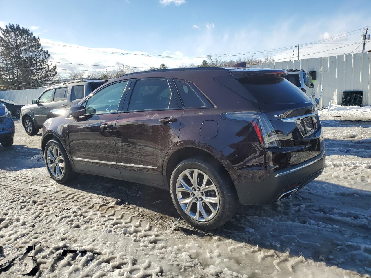 2021 Cadillac XT5 - Image 2