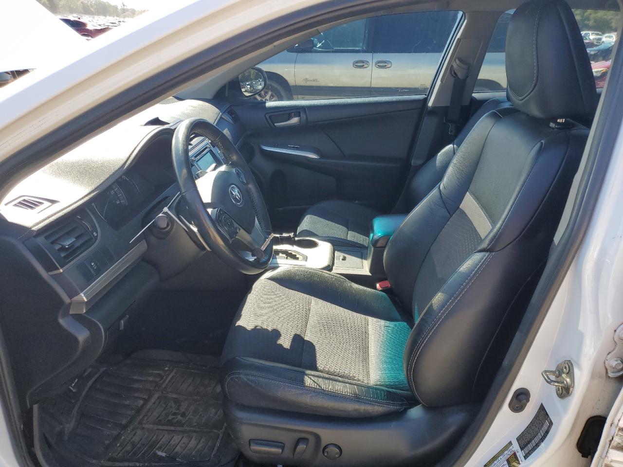 2014 Toyota Camry - Image 7