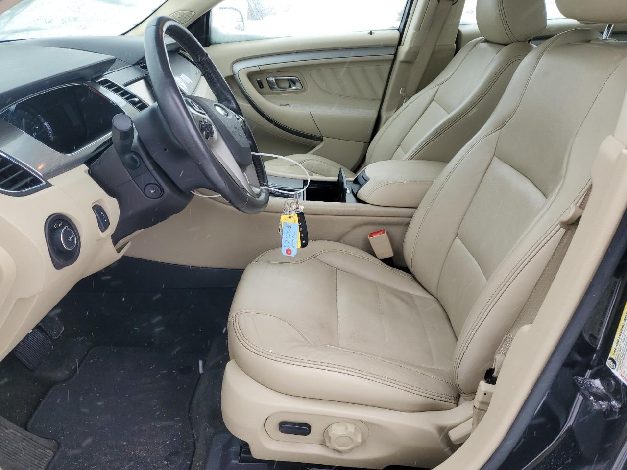 2015 Ford Taurus - Image 7