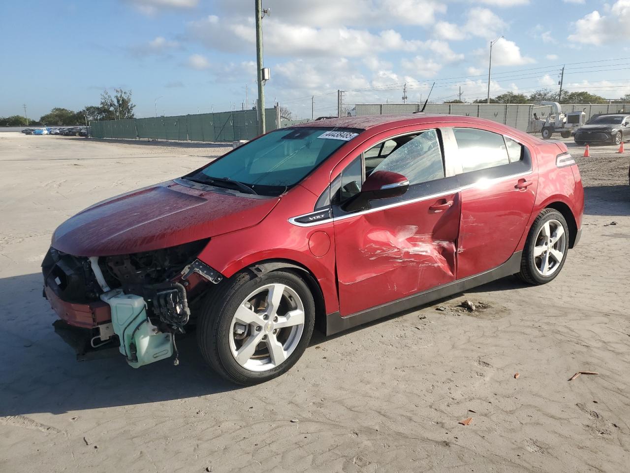 2014 Chevrolet Volt - Image 1