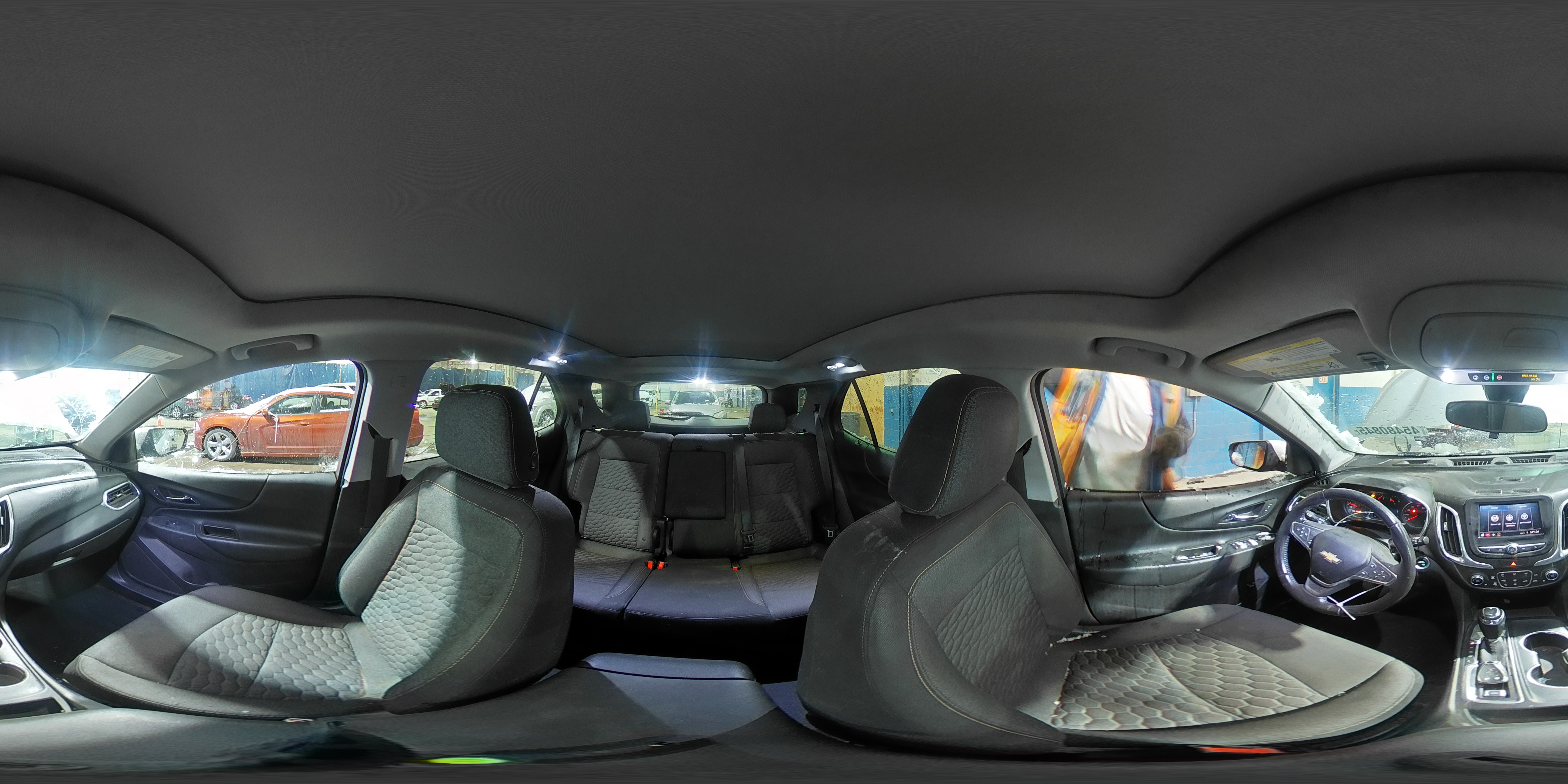2020 Chevrolet Equinox - Image 16