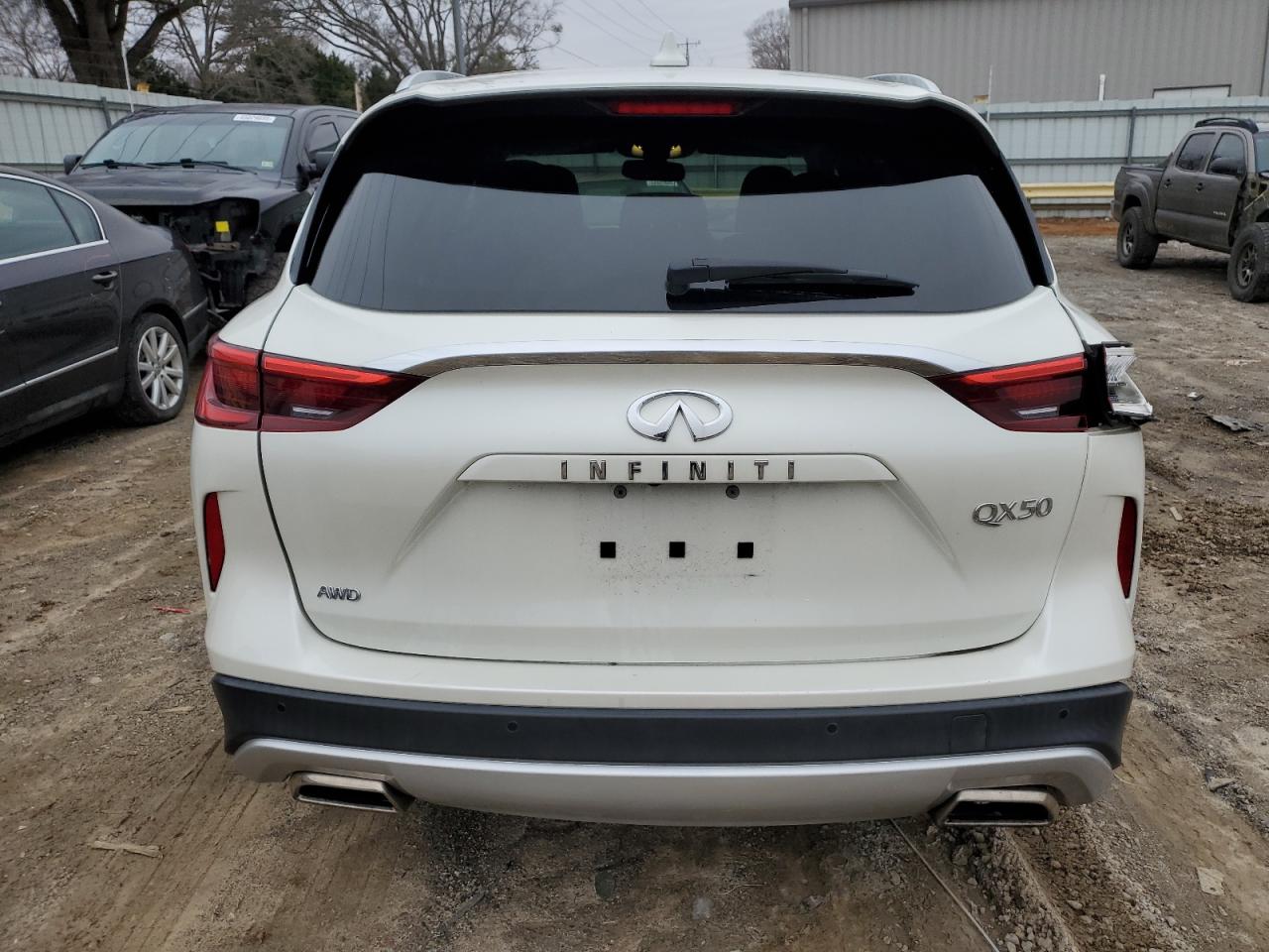 2019 Infiniti QX50 - Image 6