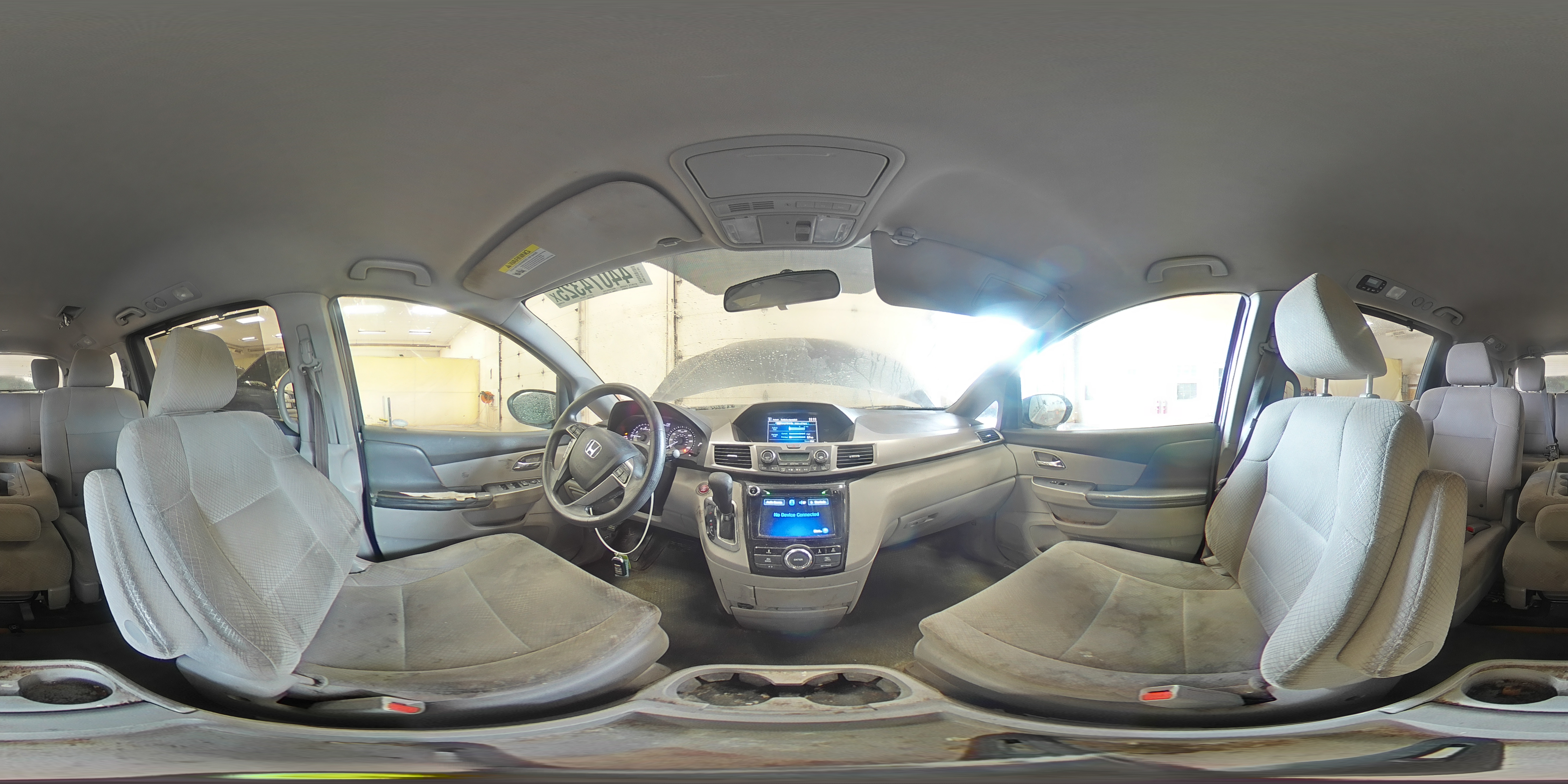 2015 Honda Odyssey - Image 16