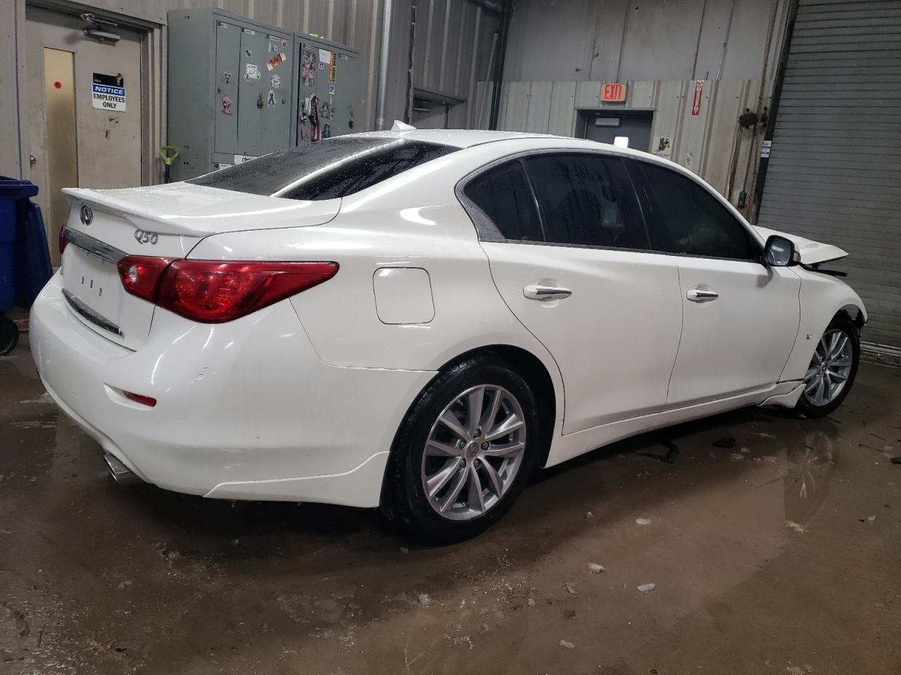 2015 Infiniti Q50 - Image 3