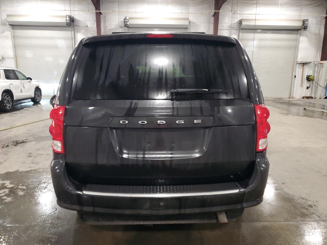 2013 Dodge Caravan - Image 6