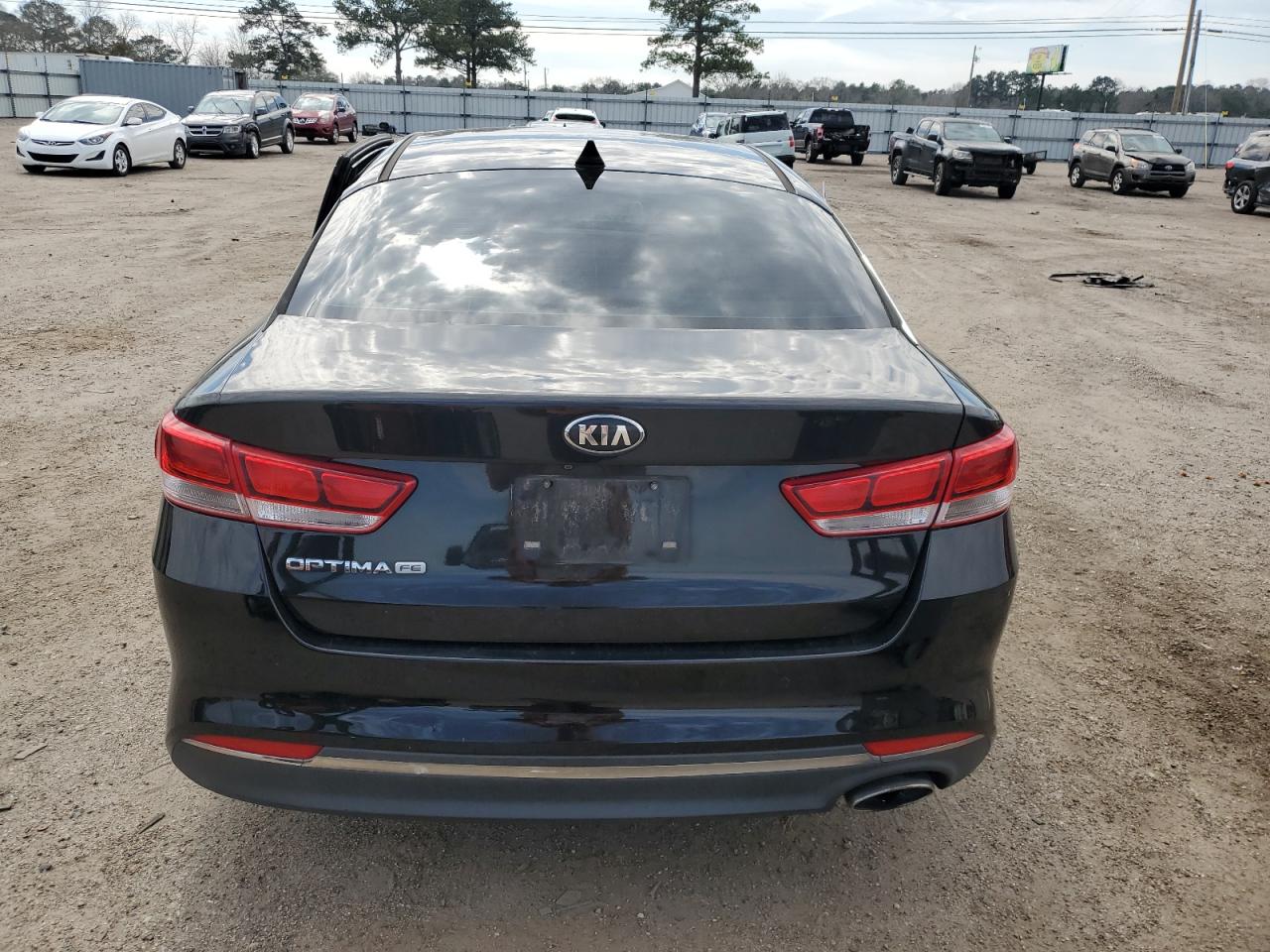 2018 Kia Optima - Image 6