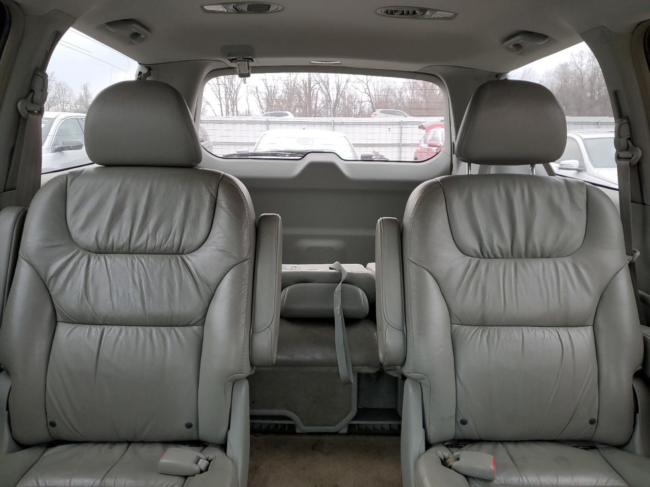 2006 Honda Odyssey - Image 10