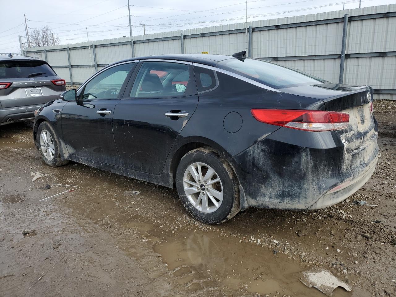 2017 Kia Optima - Image 2
