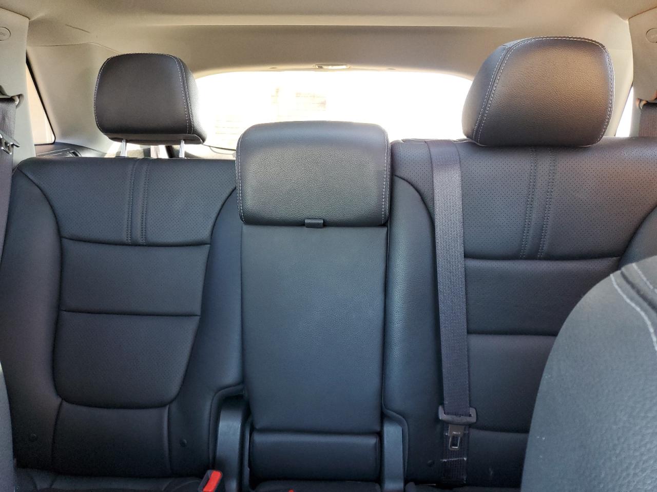 2015 Kia Sorento - Image 10