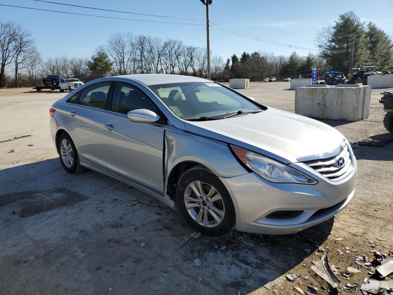2011 Hyundai Sonata - Image 4