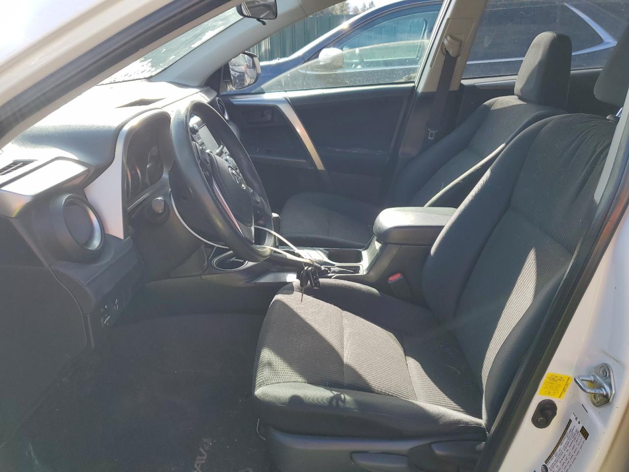 2016 Toyota RAV 4 - Image 7