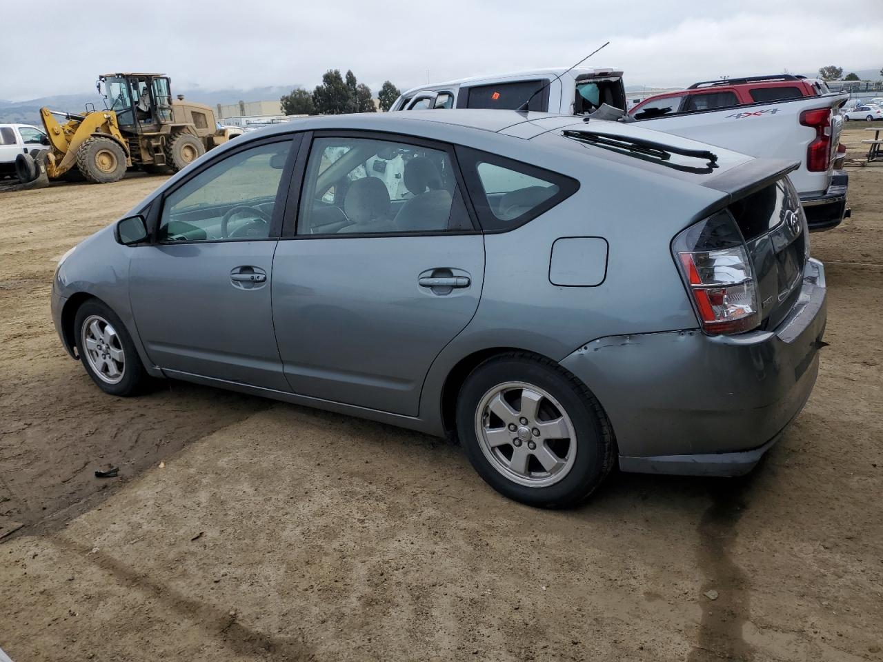 2005 Toyota Prius - Image 2