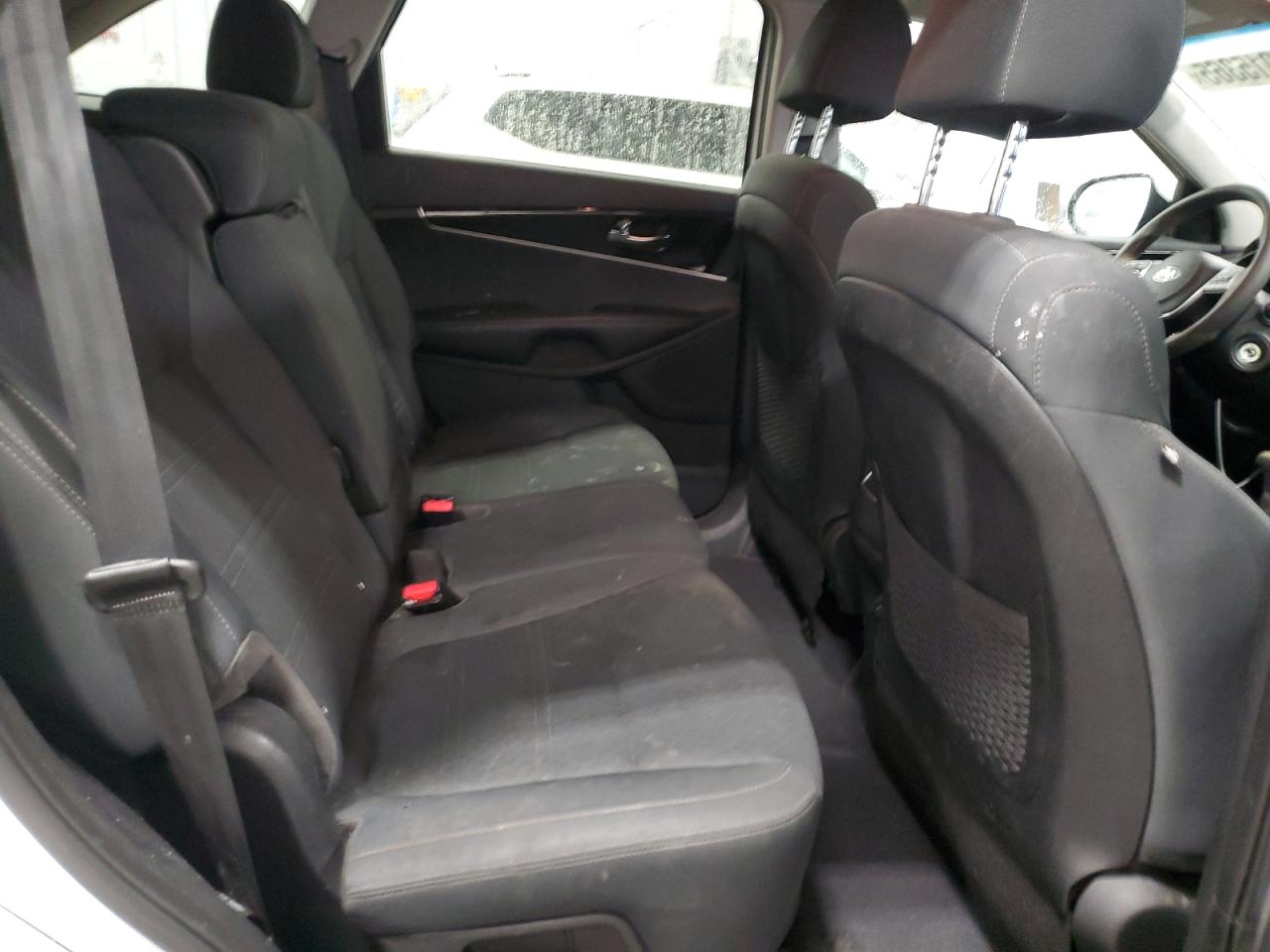 2019 Kia Sorento - Image 11