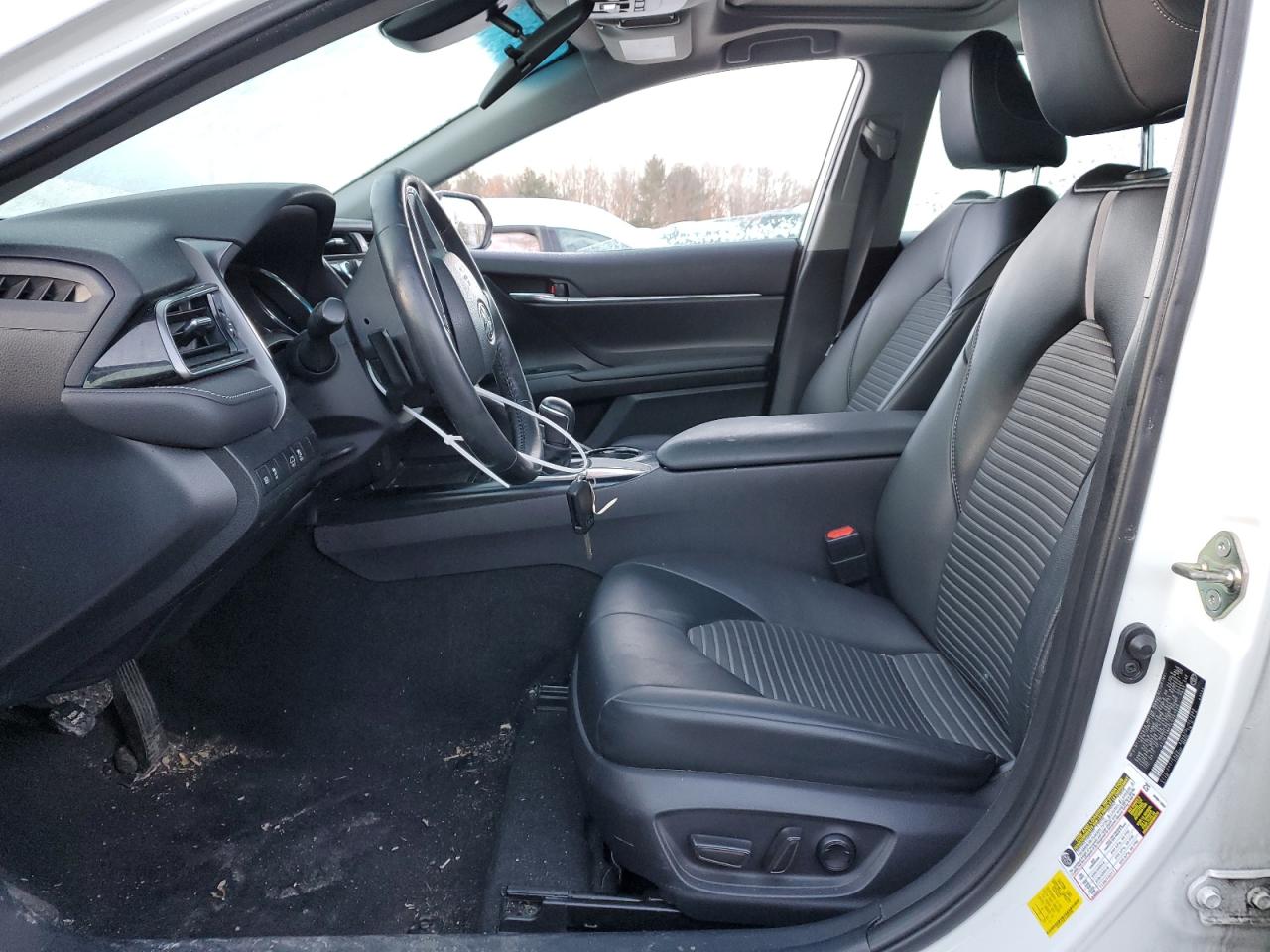 2020 Toyota Camry - Image 7