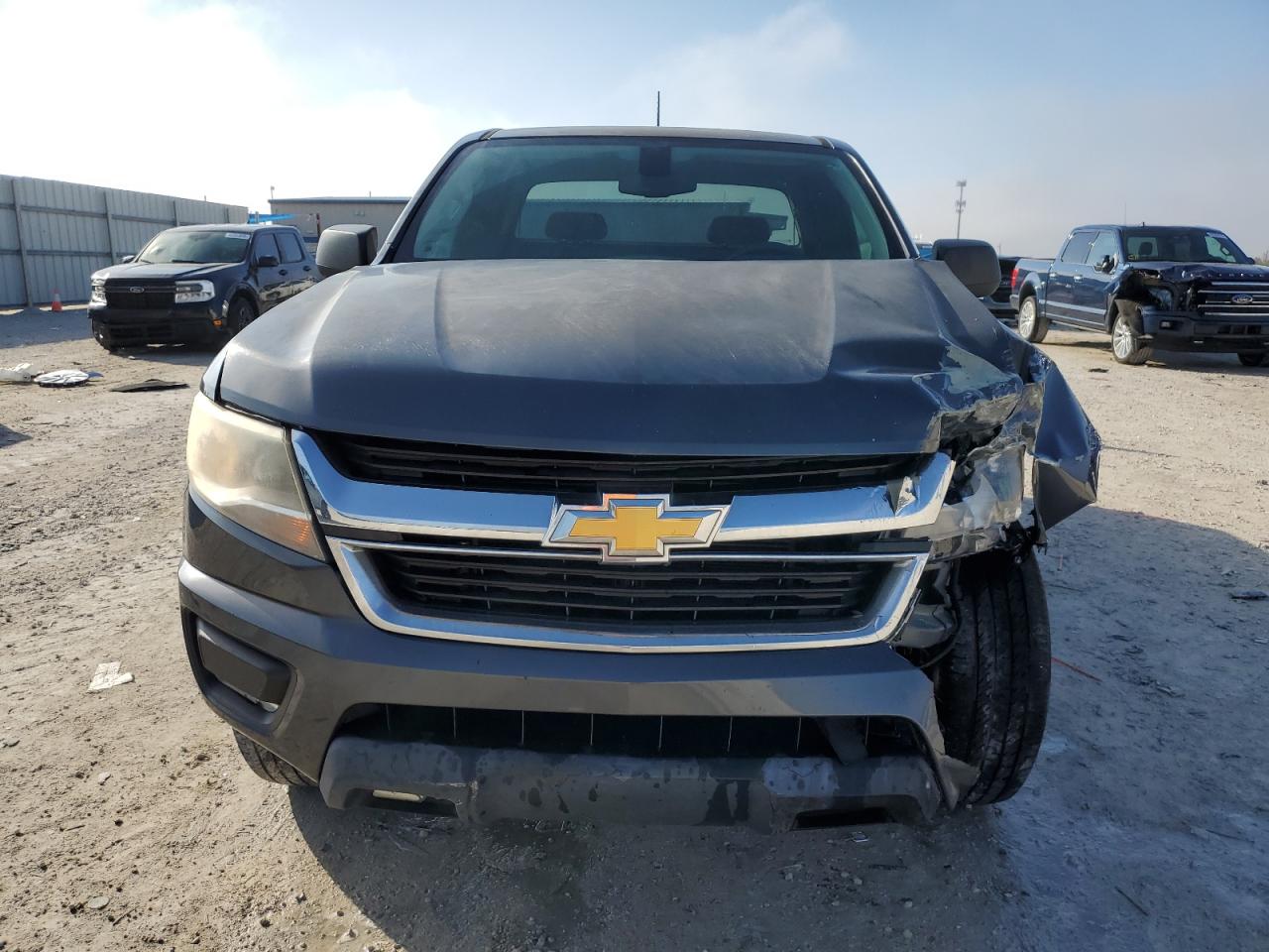 2016 Chevrolet Colorado - Image 5
