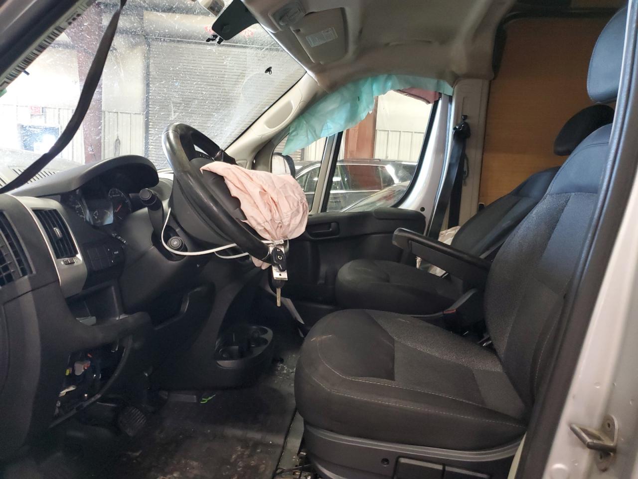 2021 Ram Promaster 2500 2500 High VIN: 3C6ERVDG7ME500256 Lot: 46070215