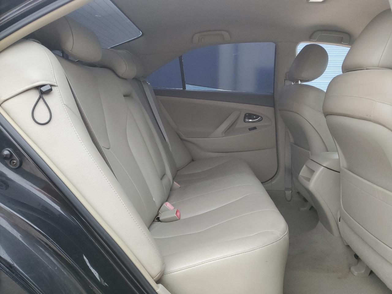 2007 Toyota Camry - Image 10