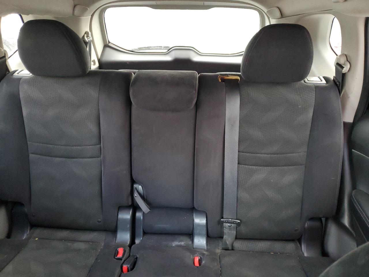 2014 Nissan Rogue - Image 10