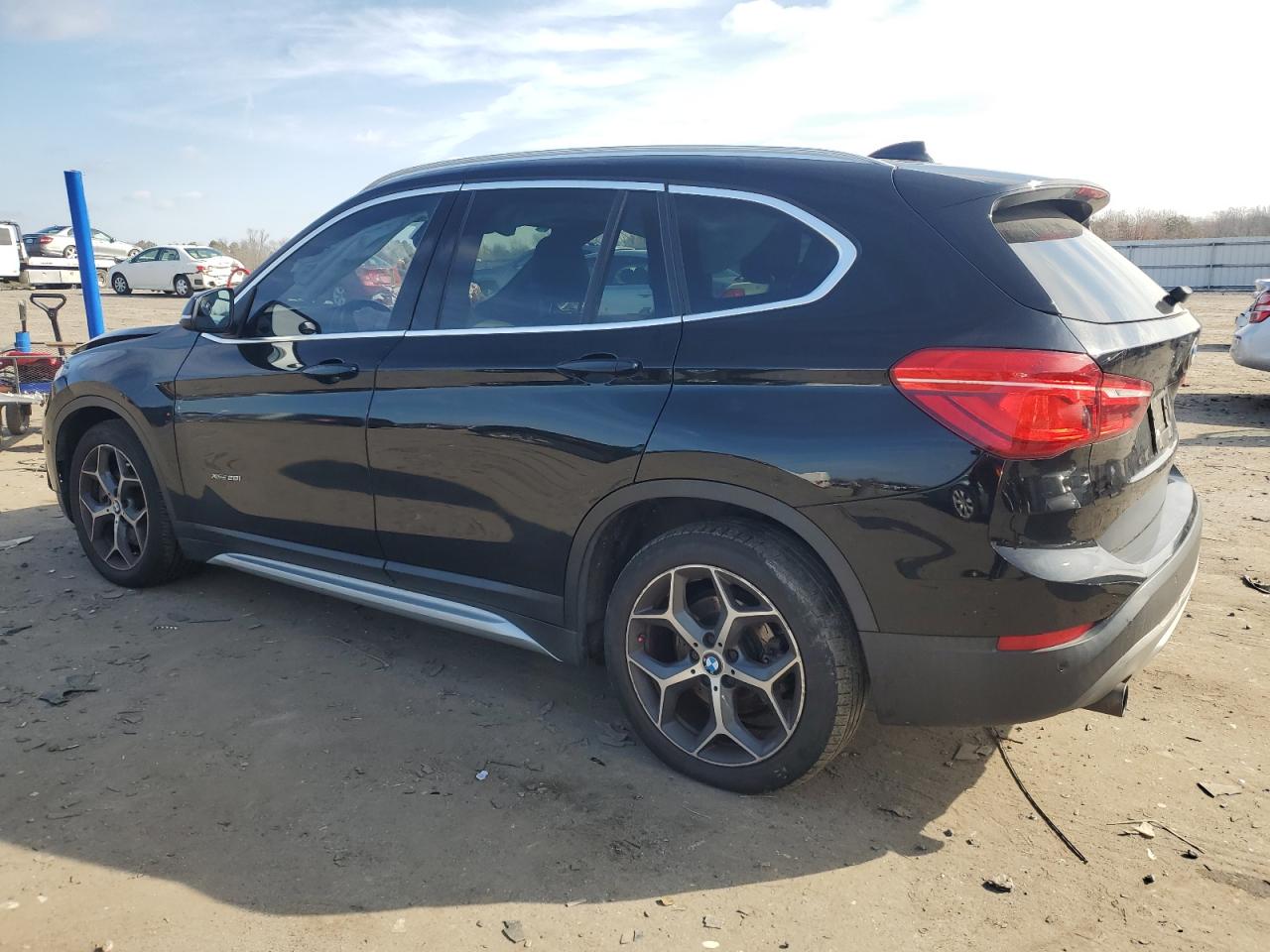 2016 BMW X1 - Image 2