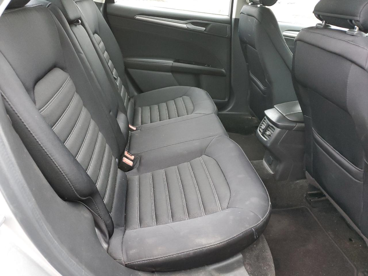 2015 Ford Fusion - Image 11