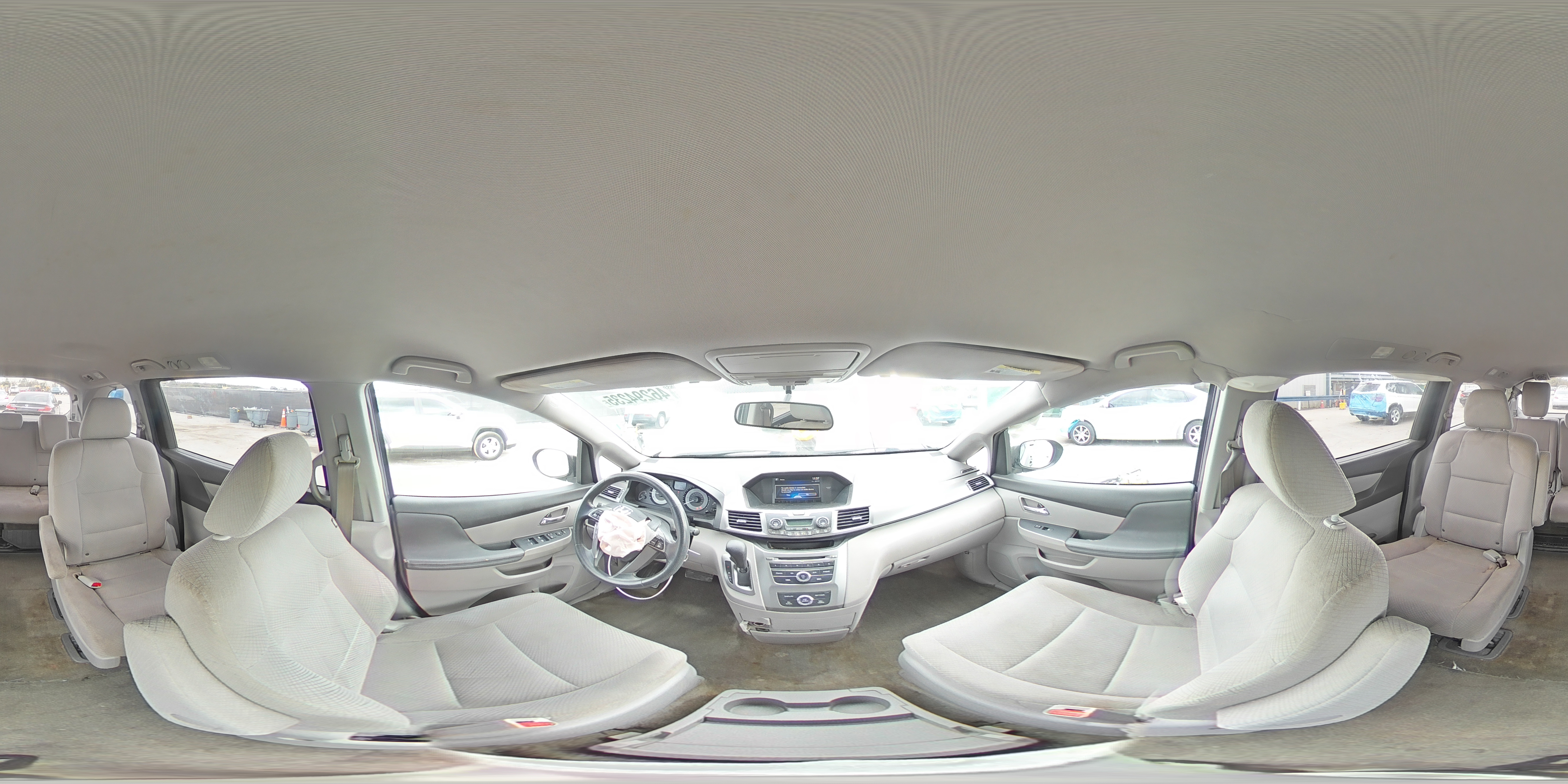 2015 Honda Odyssey - Image 15