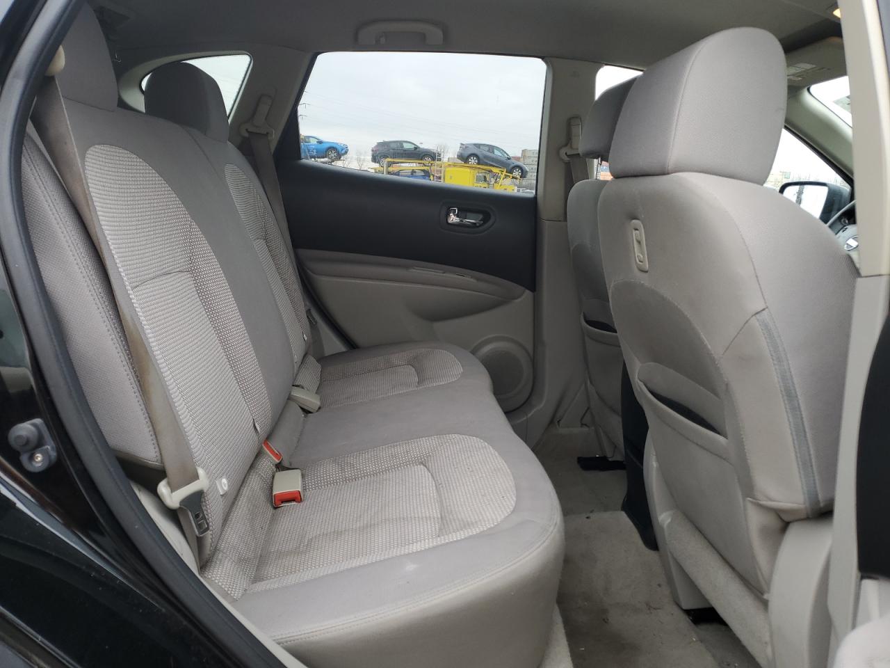 2013 Nissan Rogue - Image 11