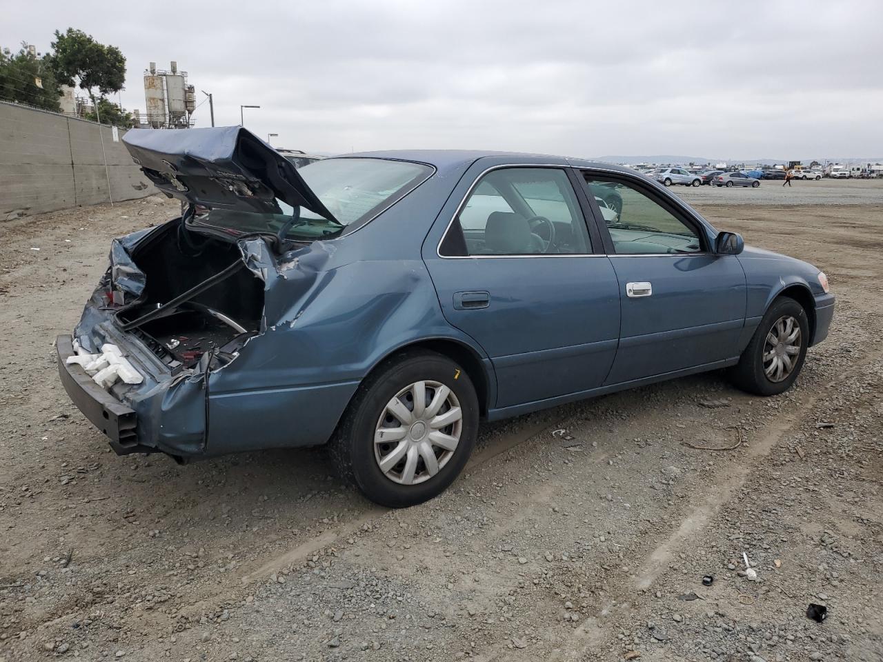 2001 Toyota Camry - Image 3