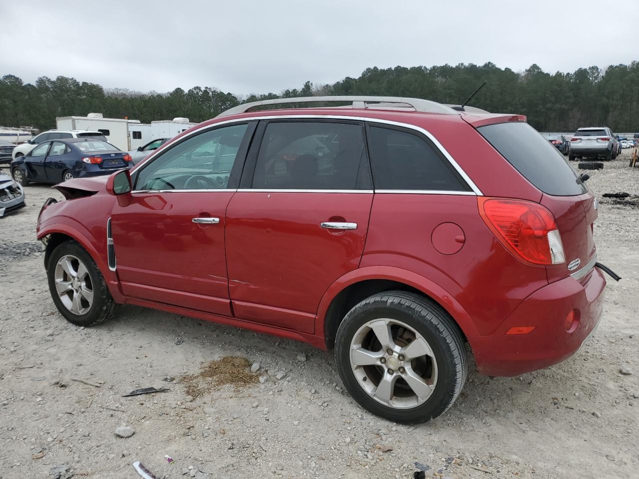 2014 Chevrolet Captiva - Image 2