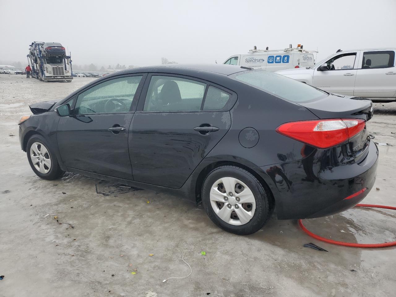 2016 Kia Forte - Image 2