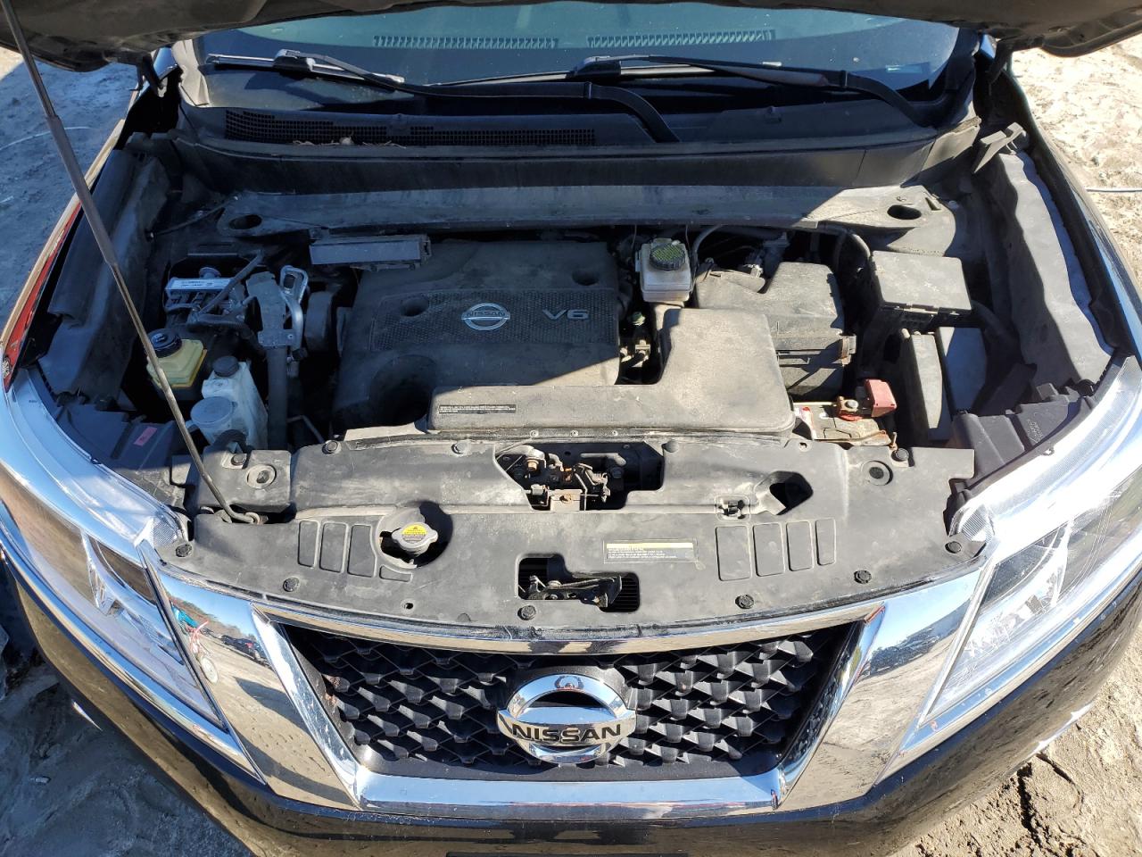 2013 Nissan Pathfinder - Image 12