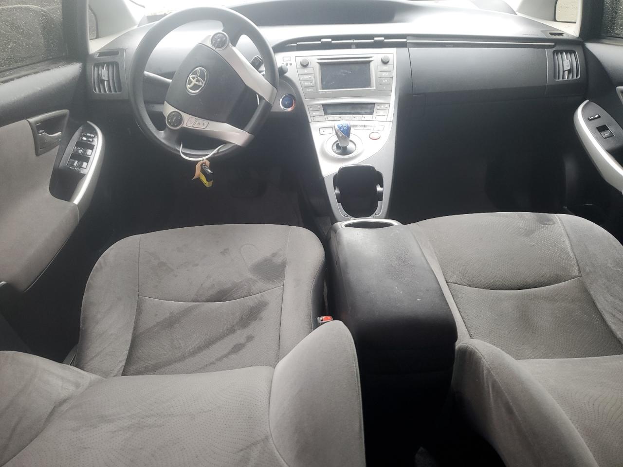 2014 Toyota Prius - Image 8