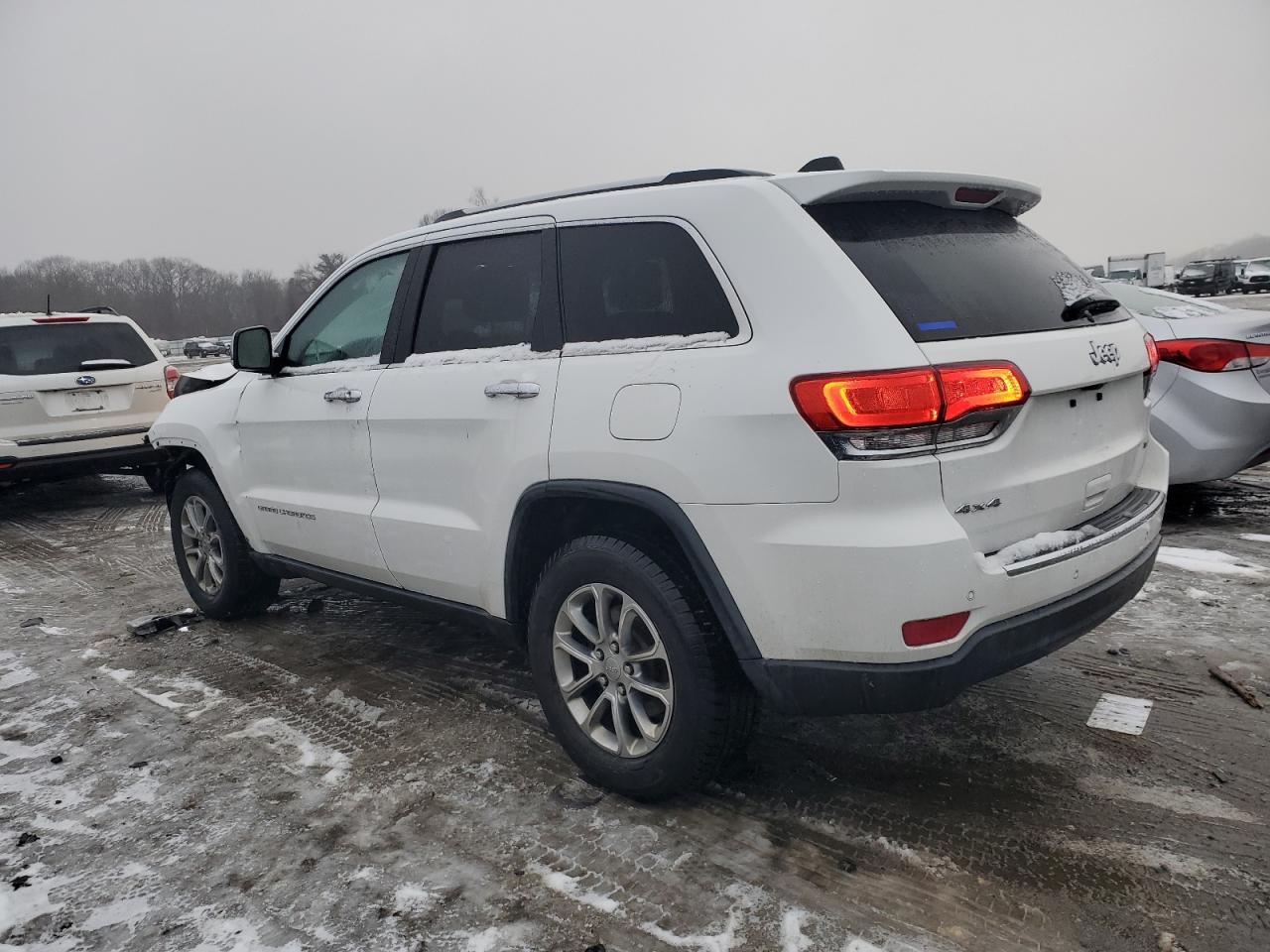 2015 Jeep Grand Cherokee - Image 2
