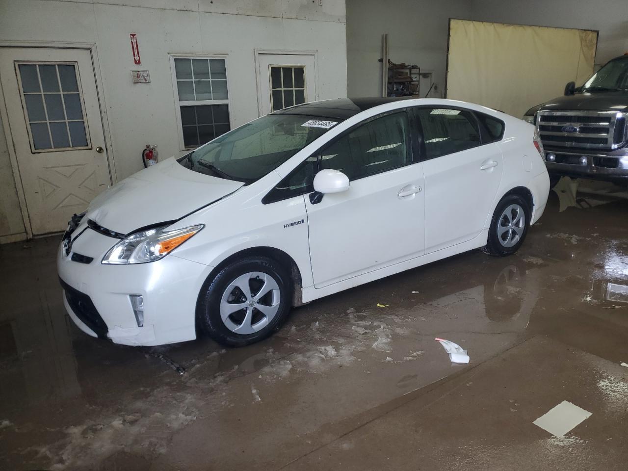 2014 Toyota Prius - Image 1