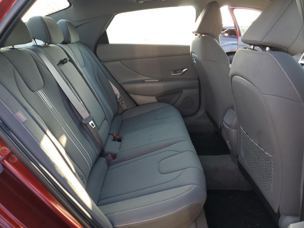 2024 Hyundai Elantra - Image 10