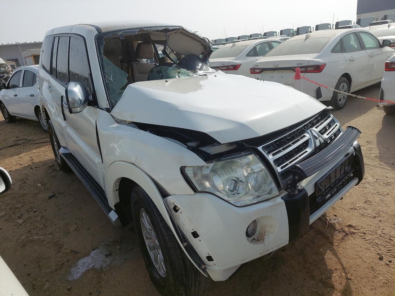 JMYLRV95WBJ703852 - 2011 Mitsubishi Pajero - #44287995