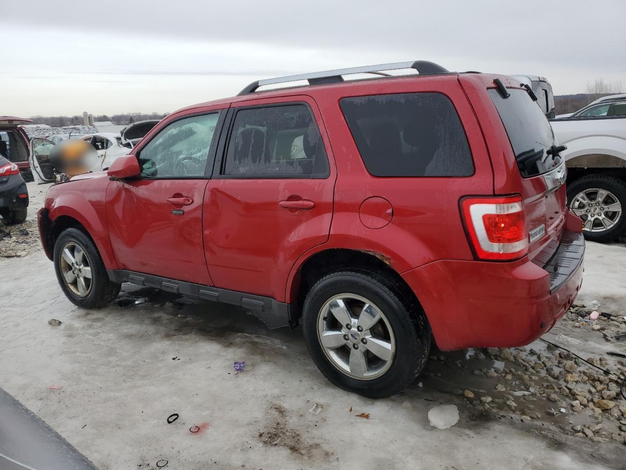 2010 Ford Escape - Image 2