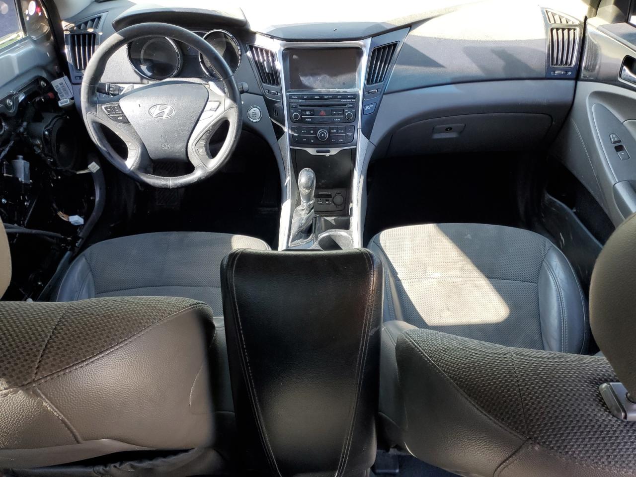 2014 Hyundai Sonata - Image 8