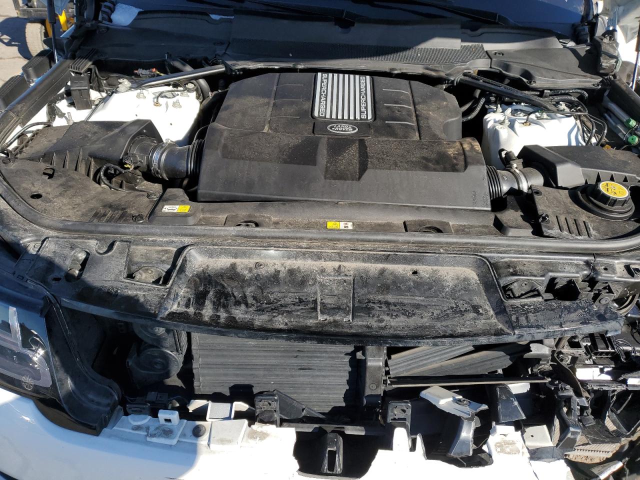 2018 Land Rover Range Rover - Image 14