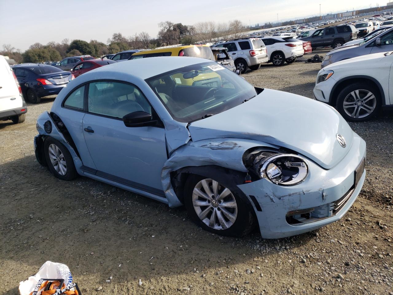 2015 Volkswagen Beetle - Image 4