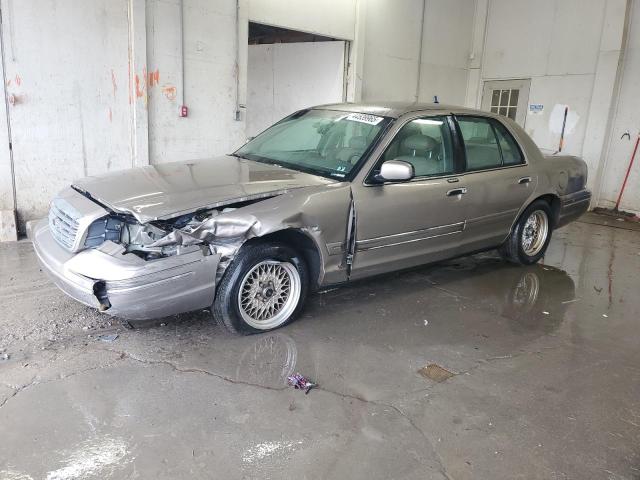 2001 Ford Crown Victoria Lx