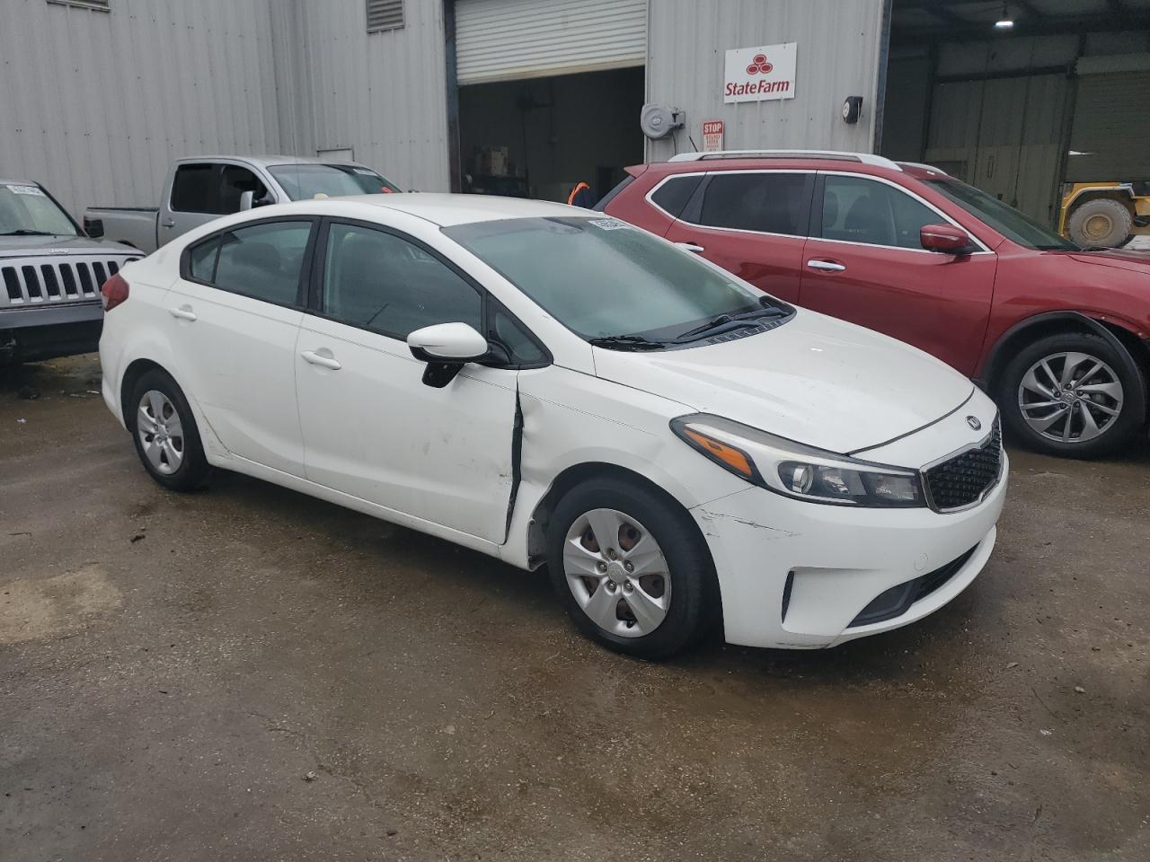 2017 Kia Forte - Image 4