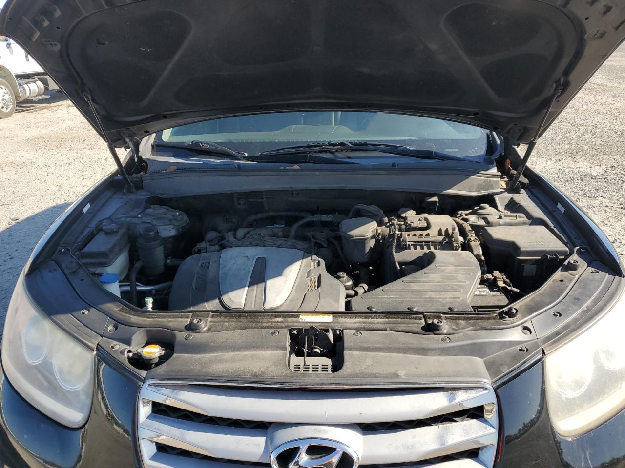 2012 Hyundai Santa Fe - Image 13