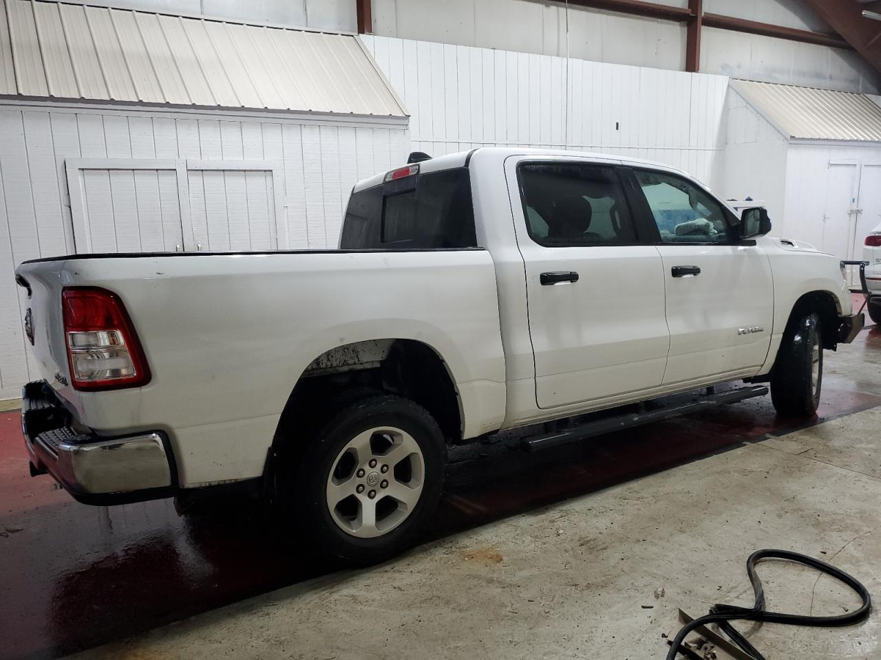 2019 RAM 1500 - Image 3