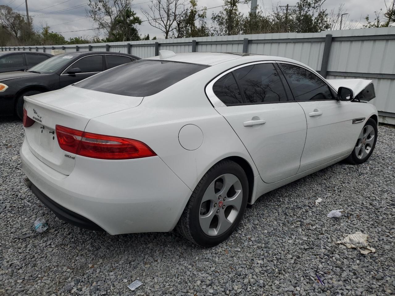 2017 Jaguar XE - Image 3